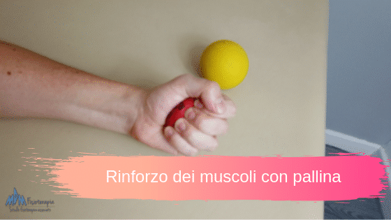 rinforzo dei muscoli con pallina